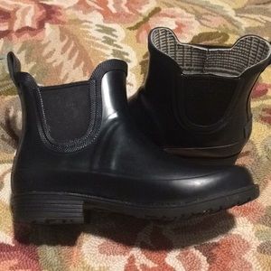 LL Bean Wellie rainboots, size 6